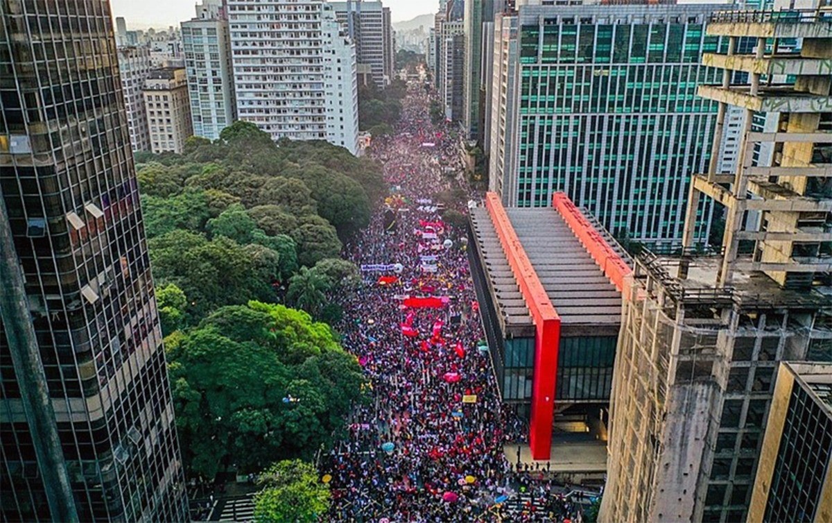 Movimentos preparam novo ato por vacina e contra Bolsonaro: 'O Brasil se levantou'